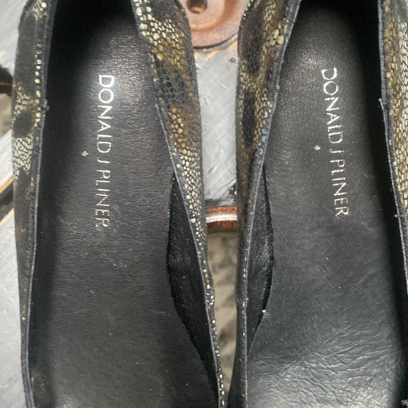 Donald j Pliner Gretel Leopard-Print Bow Pump, Black/Natural - Picture 5 of 9